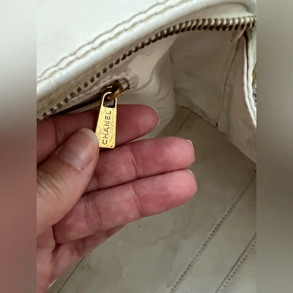 Chanel Bowler Bag w/Gold Hardware - Picture 15 of 17